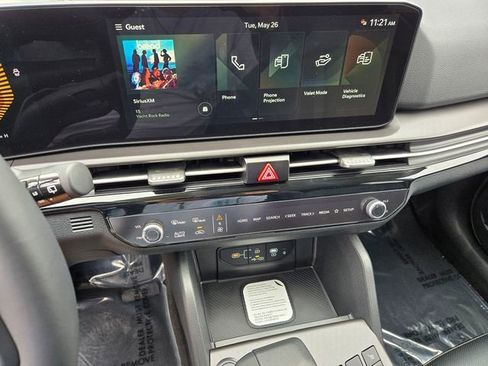 New 2026 Kia Sportage EX FWD image 9