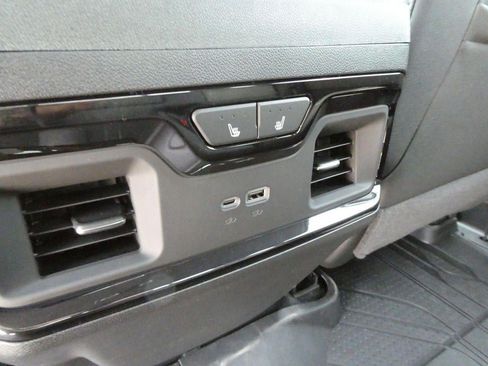 New 2026 Chevrolet Silverado 2500 ZR2 w/ LPO, Dark Essentials Package AWD/4WD image 17