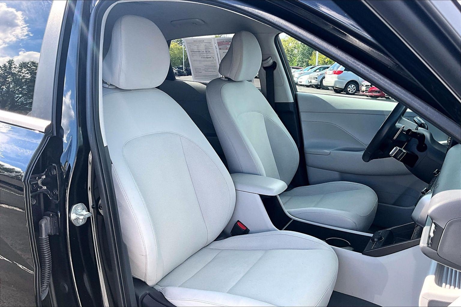 Used 2024 Hyundai Kona SEL w/ Convenience Package AWD/4WD image 7