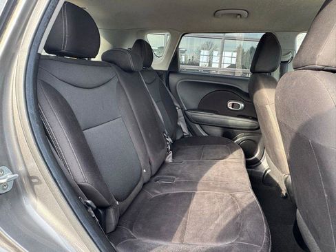 Used 2016 Kia Soul Base w/ Convenience Package image 79