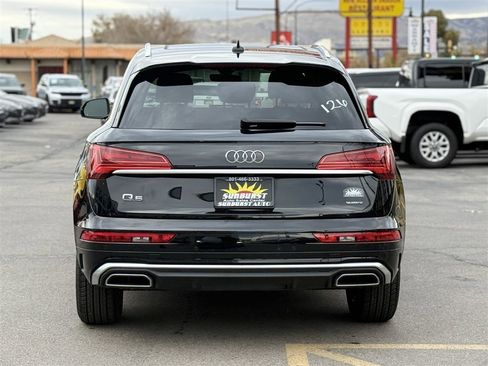 Used 2023 Audi Q5 2.0T Premium w/ Convenience Package image 6