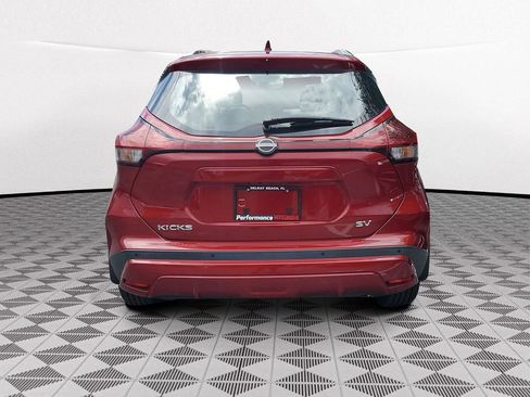 Used 2023 Nissan Kicks SV image 6