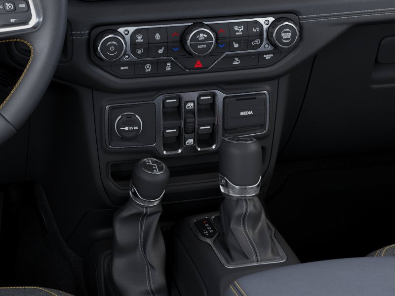 New 2026 Jeep Wrangler Unlimited Sahara w/ Technology Group AWD/4WD image 25