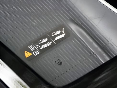 New 2026 Buick Enclave Sport Touring w/ Power Package image 25