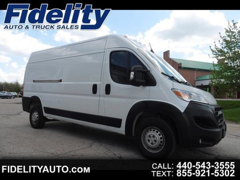 Used 2025 RAM ProMaster 2500 w/ Convenience Group FWD image 1