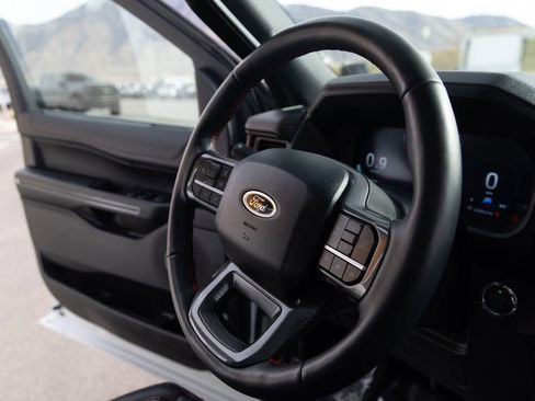 Used 2024 Ford Expedition Max Limited image 29