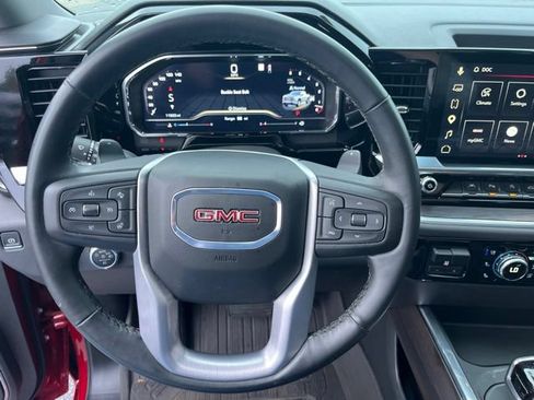 Used 2025 GMC Sierra 1500 SLT w/ SLT Premium Plus Package AWD/4WD image 18