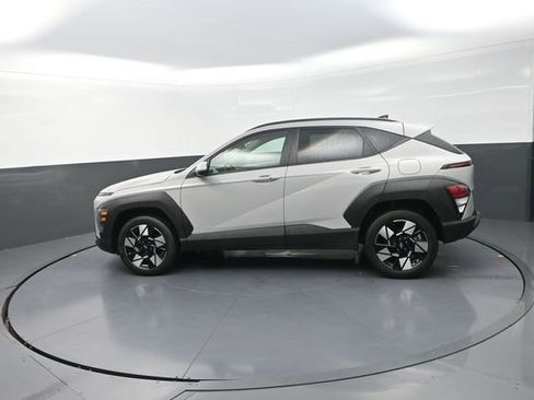 Used 2025 Hyundai Kona SEL AWD/4WD image 43