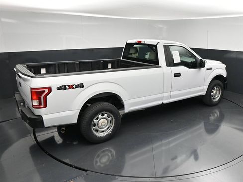 Used 2017 Ford F150 XL w/ Equipment Group 101A Mid AWD/4WD image 22