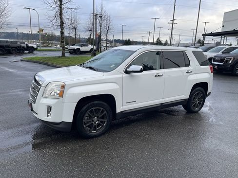 Used 2013 GMC Terrain SLE w/ LPO, Chrome Package image 1