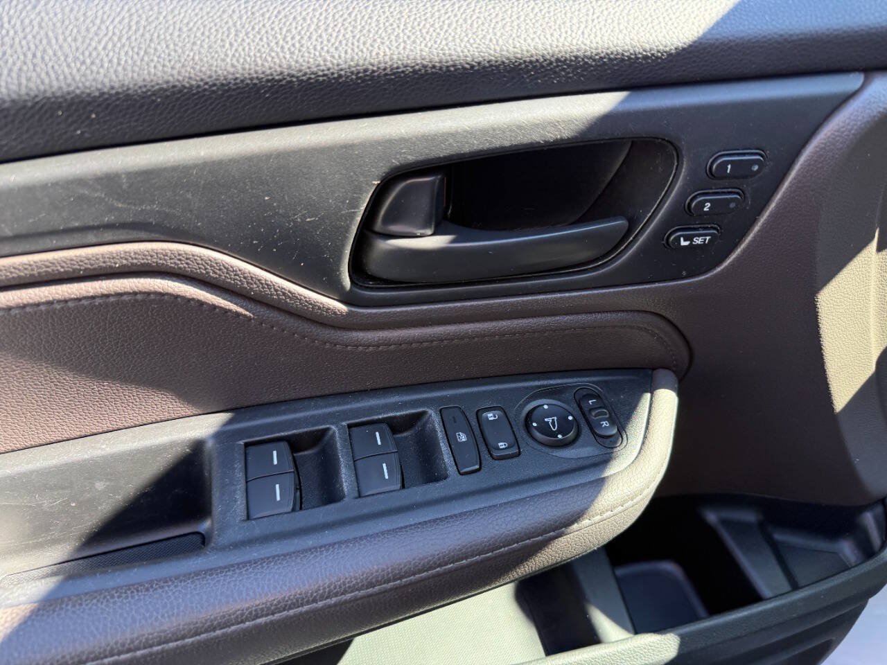 Used 2018 Honda Odyssey EX-L image 17