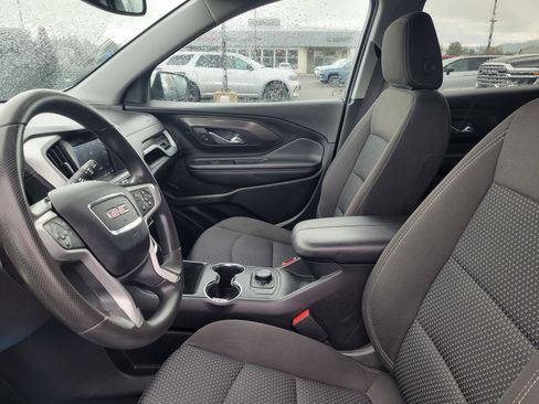 Used 2024 GMC Terrain SLE AWD/4WD image 7