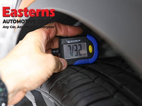 Used 2025 Mitsubishi Outlander SE AWD/4WD image 28