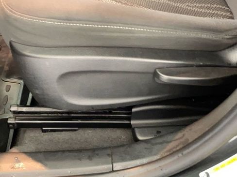 Used 2017 Chevrolet Sonic LT image 25