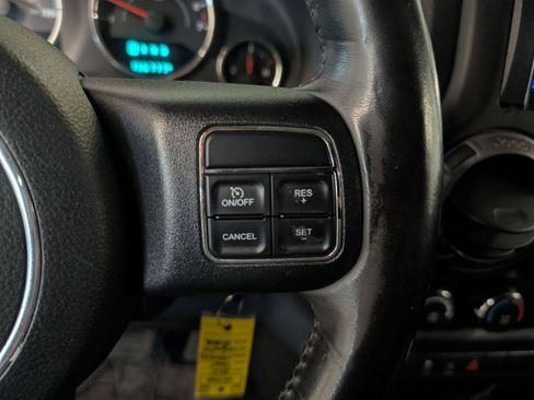 Used 2015 Jeep Wrangler Unlimited Sport w/ Quick Order Package 24S AWD/4WD image 19