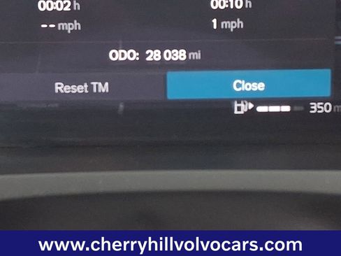 Certified 2023 Volvo V60 B5 Cross Country Plus w/ Protection Package Premier image 21