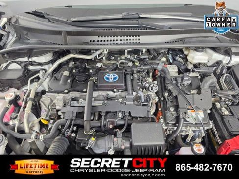 Used 2024 Toyota Corolla LE FWD image 32