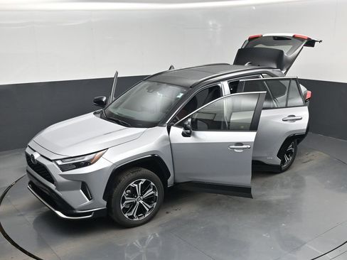 Used 2025 Toyota RAV4 XSE image 50