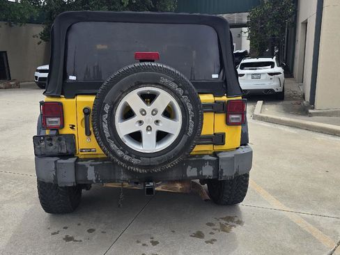 Used 2008 Jeep Wrangler X AWD/4WD image 3