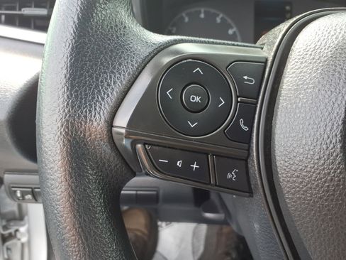 Used 2023 Toyota Corolla LE image 14