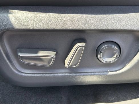 New 2026 Toyota RAV4 XSE AWD/4WD image 23