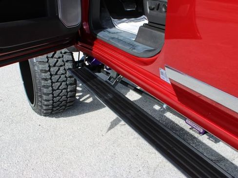 Used 2024 Chevrolet Silverado 2500 High Country w/ Technology Package AWD/4WD image 25