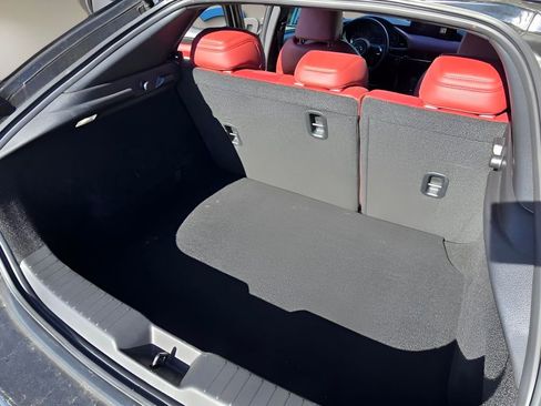 Used 2025 MAZDA MAZDA3 Hatchback w/Premium Plus Pkg image 35