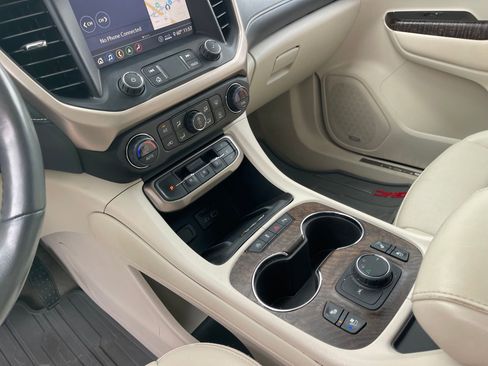 Used 2020 GMC Acadia Denali w/ Trailering Package image 17