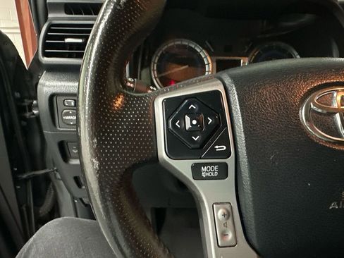 Used 2017 Toyota 4Runner Limited image 12