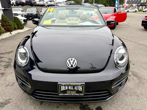 Used 2014 Volkswagen Beetle R-Line image 8