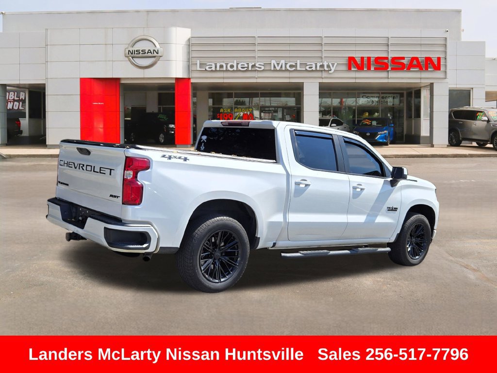 Used 2020 Chevrolet Silverado 1500 RST w/ Texas Edition AWD/4WD image 3