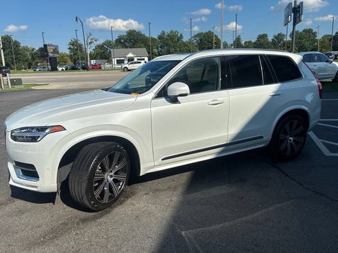 Used 2023 Volvo XC90 B6 Ultimate AWD/4WD image 6
