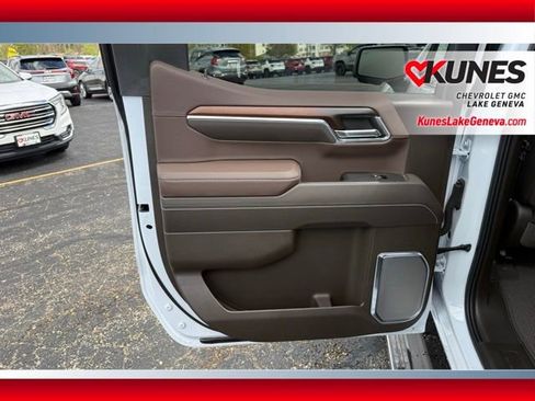 New 2026 GMC Sierra 1500 Denali AWD/4WD image 17