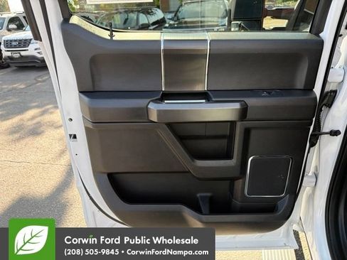 Used 2018 Ford F150 Lariat w/ Equipment Group 502A Luxury AWD/4WD image 28