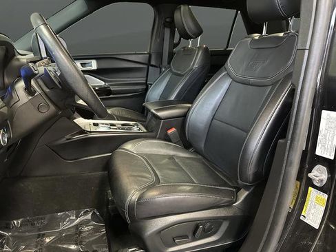 Certified 2023 Ford Explorer ST w/ Technology Package image 4