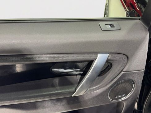 Used 2020 Land Rover Discovery Sport S image 19