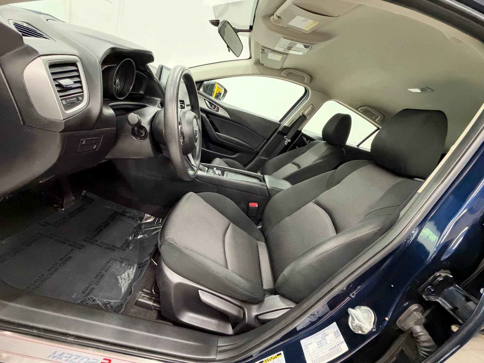 Used 2017 MAZDA MAZDA3 Sport FWD image 17