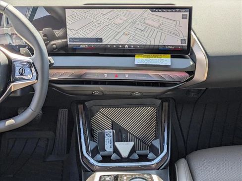 Used 2025 BMW X3 xDrive30i w/ Premium Package image 11