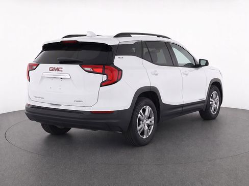 Used 2020 GMC Terrain SLE w/ Driver Convenience Package AWD/4WD image 4