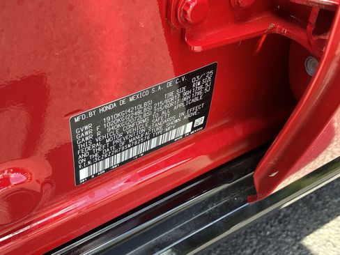 Used 2025 Honda HR-V EX-L image 30