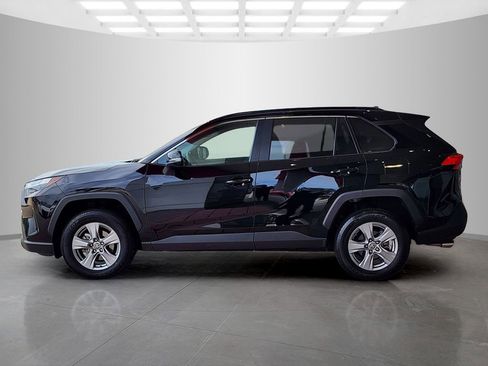 Used 2025 Toyota RAV4 XLE w/ Convenience Package FWD image 8