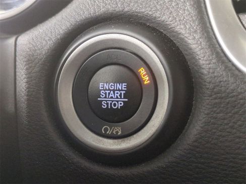 New 2025 Hyundai Venue Limited image 27