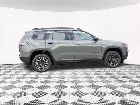New 2026 Jeep Cherokee Laredo AWD/4WD image 11