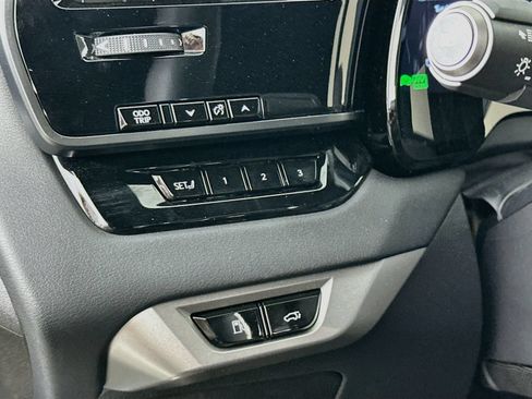 Used 2025 Lexus RX 450h AWD w/ Luxury Package image 10