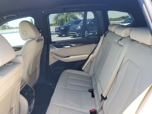 Used 2021 BMW X3 sDrive30i RWD image 11