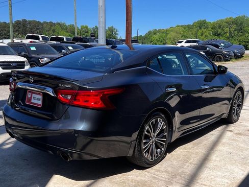 Used 2017 Nissan Maxima Platinum w/ Medallion Package image 9