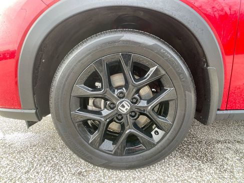 Used 2024 Honda HR-V Sport image 11