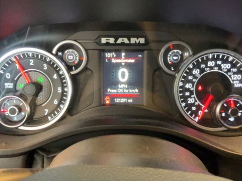 Used 2021 RAM 1500 Big Horn AWD/4WD image 10