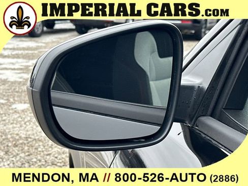 New 2026 Chevrolet Trax RS w/ Sunroof Package image 8