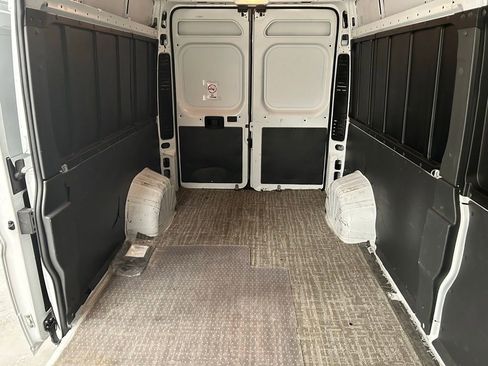 Used 2023 RAM ProMaster 2500 image 11